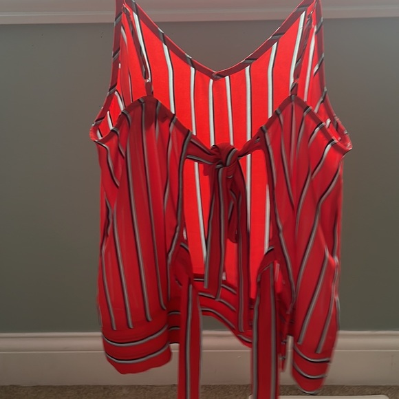 T•I•M•I•N•G Size small red tank ton, ties in the back, barely worn - Picture 3 of 7